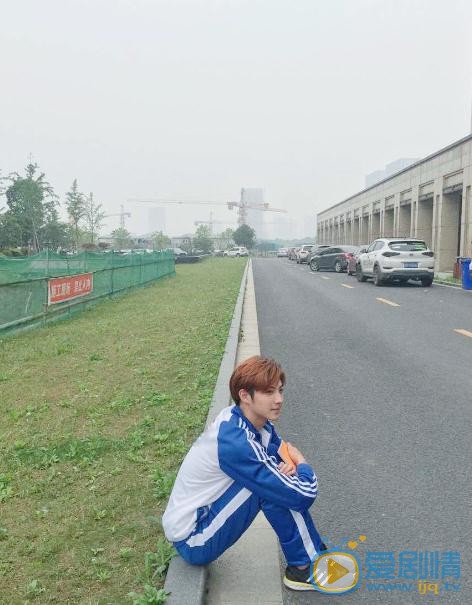 徐鹤尼生活照 徐鹤尼高清写真_徐鹤尼高清剧照