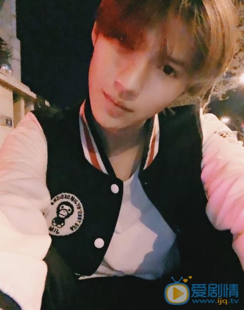 徐鹤尼生活照 徐鹤尼高清写真_徐鹤尼高清剧照