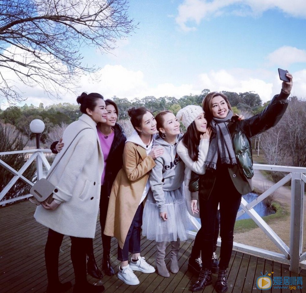 李施嬅闺蜜合照 李施嬅高清写真_李施嬅高清剧照