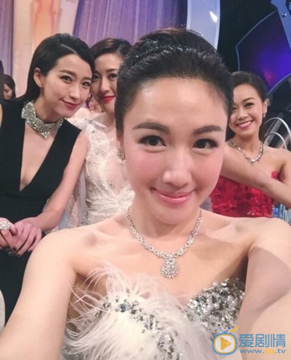 李施嬅闺蜜合照 李施嬅高清写真_李施嬅高清剧照