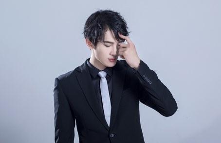 李向哲西装写真 李向哲高清写真_李向哲高清剧照