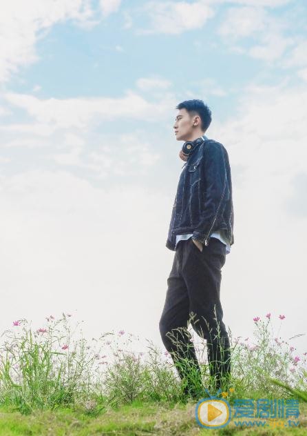 李向哲春色写真 李向哲高清写真_李向哲高清剧照