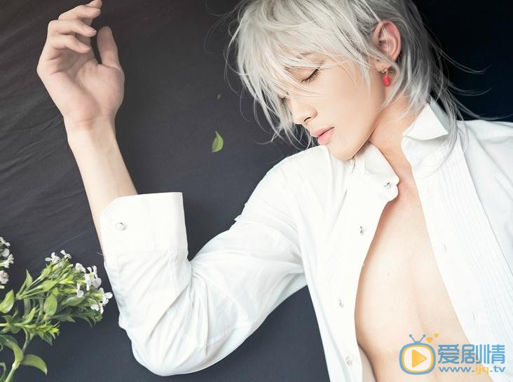 李向哲性感写真 李向哲高清写真_李向哲高清剧照
