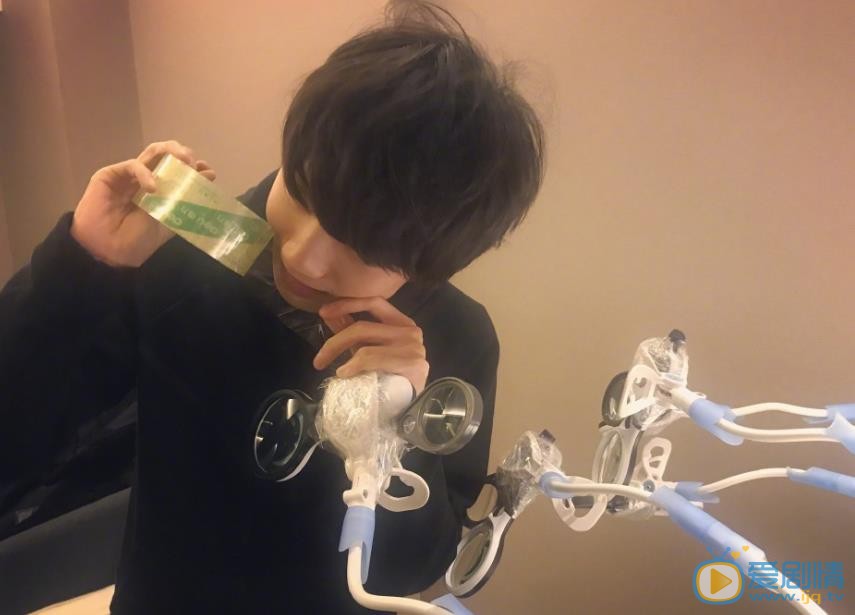 吕绍聪生活照 吕绍聪高清写真_吕绍聪高清剧照