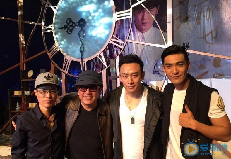 傅天骄与人合照 傅天骄高清写真_傅天骄高清剧照