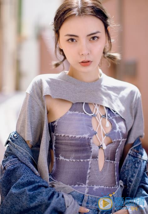 赵宇彤户外街拍 赵宇彤高清写真_赵宇彤高清剧照