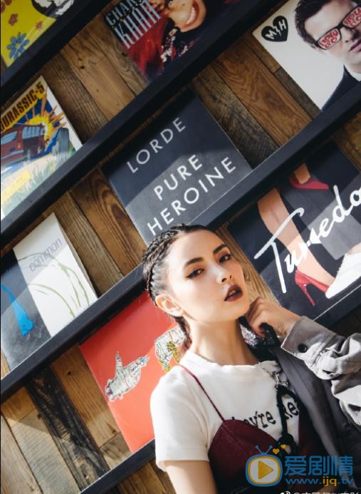 赵宇彤户外街拍 赵宇彤高清写真_赵宇彤高清剧照