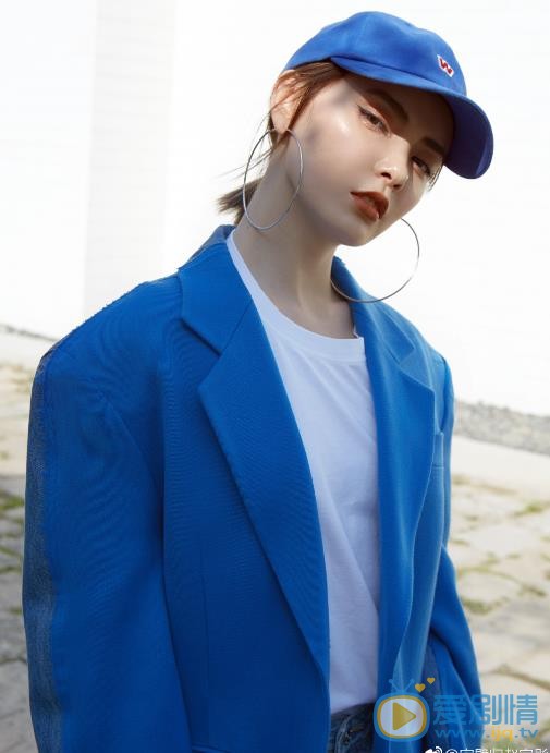 赵宇彤户外街拍 赵宇彤高清写真_赵宇彤高清剧照