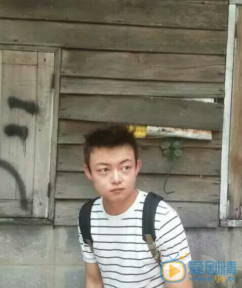 万国鹏生活照 万国鹏高清写真_万国鹏高清剧照