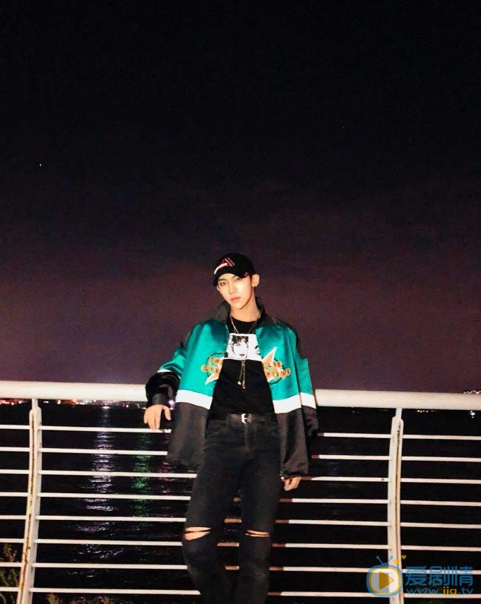 丁泽仁生活照 丁泽仁高清写真_丁泽仁高清剧照