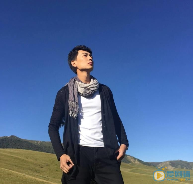 李智游玩照 李智游玩照