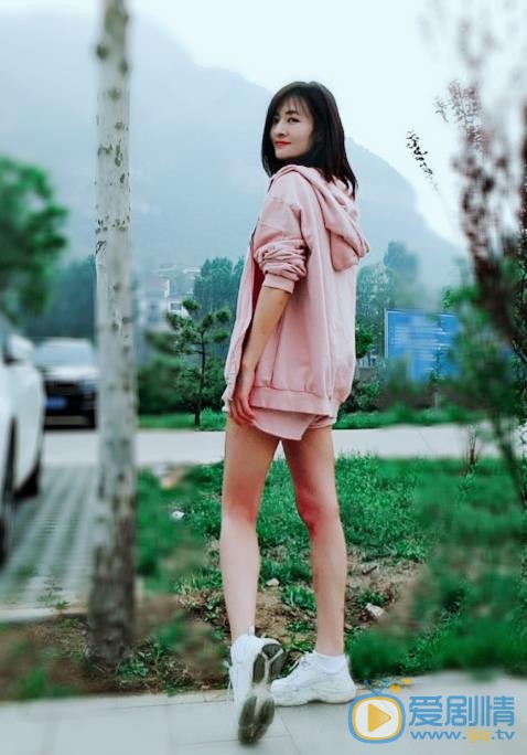 于婷婷街拍写真 于婷婷高清写真_于婷婷高清剧照
