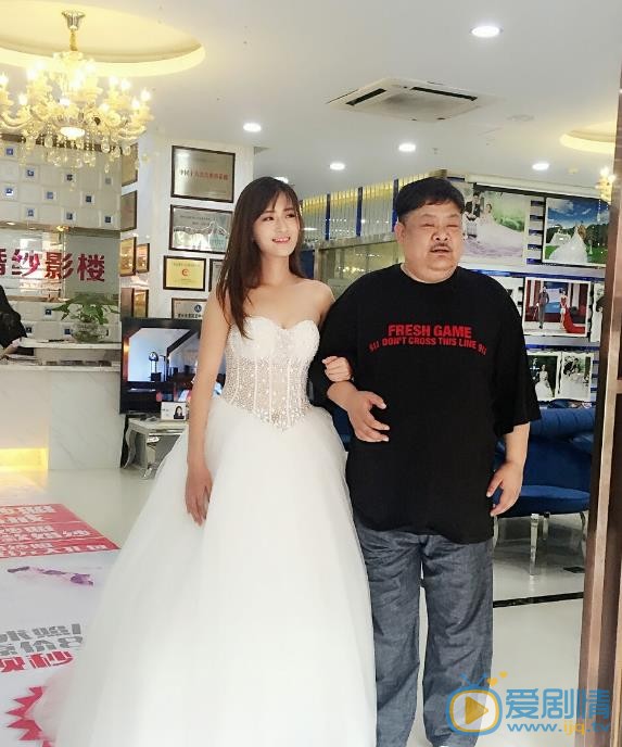 于婷婷与他人合照 于婷婷高清写真_于婷婷高清剧照