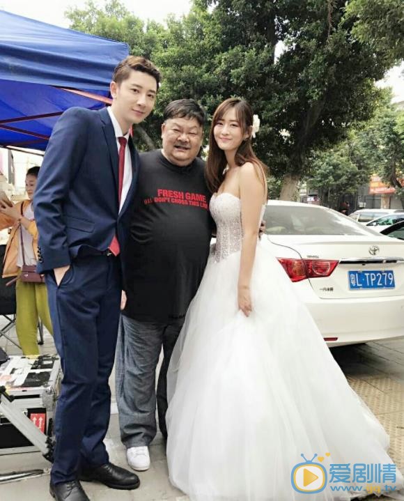 于婷婷与他人合照 于婷婷高清写真_于婷婷高清剧照