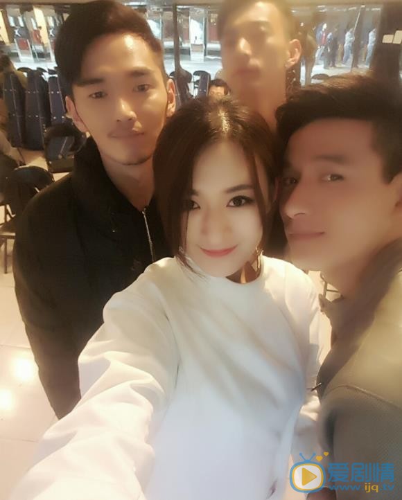 于婷婷与他人合照 于婷婷高清写真_于婷婷高清剧照
