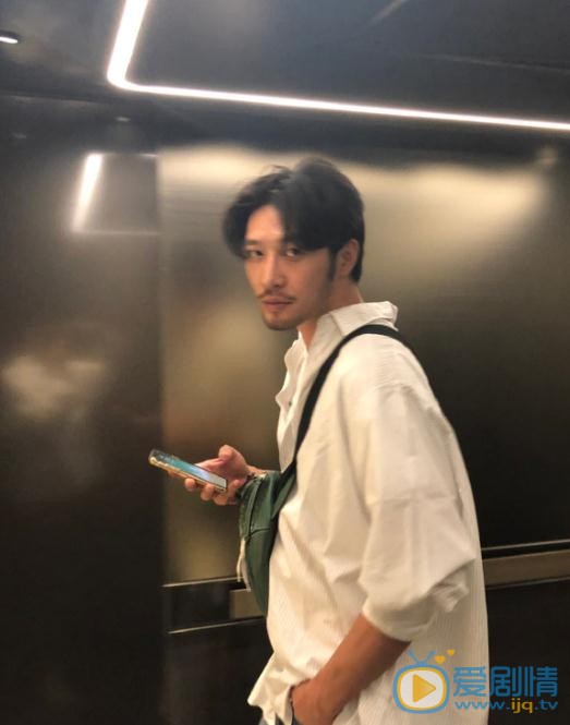 白翔生活照 白翔高清写真_白翔高清剧照
