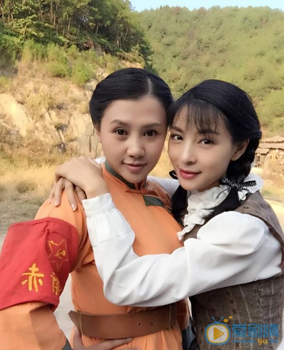 蒋林燕与他人合影 蒋林燕高清写真_蒋林燕高清剧照