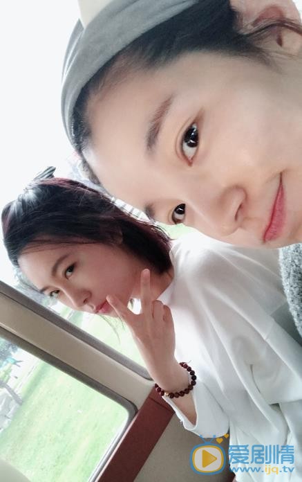 黄靖芯与他人合照 黄靖芯高清写真_黄靖芯高清剧照
