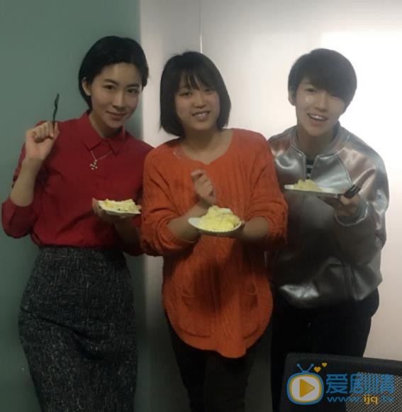 黄靖芯与他人合照 黄靖芯高清写真_黄靖芯高清剧照