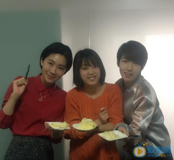 黄靖芯与他人合照 黄靖芯高清写真_黄靖芯高清剧照