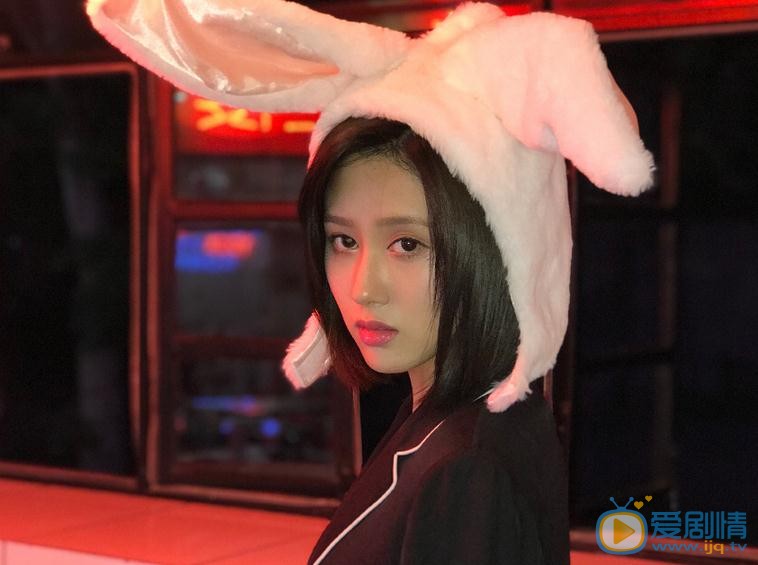 张新洁兔子写真 张新洁高清写真_张新洁高清剧照