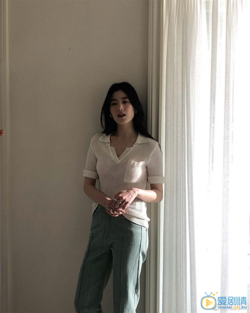 郑恩彩个人写真 郑恩彩高清写真_郑恩彩高清剧照