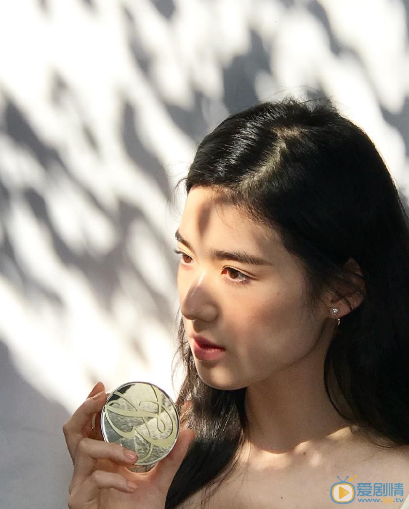 郑恩彩个人写真 郑恩彩高清写真_郑恩彩高清剧照