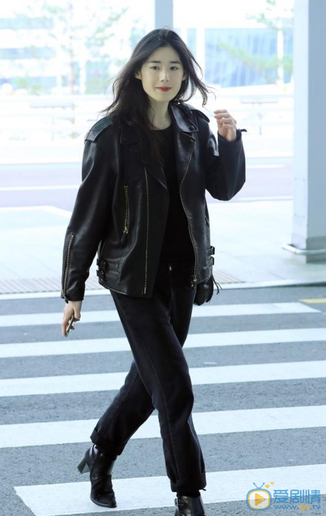 郑恩彩机场照 郑恩彩高清写真_郑恩彩高清剧照