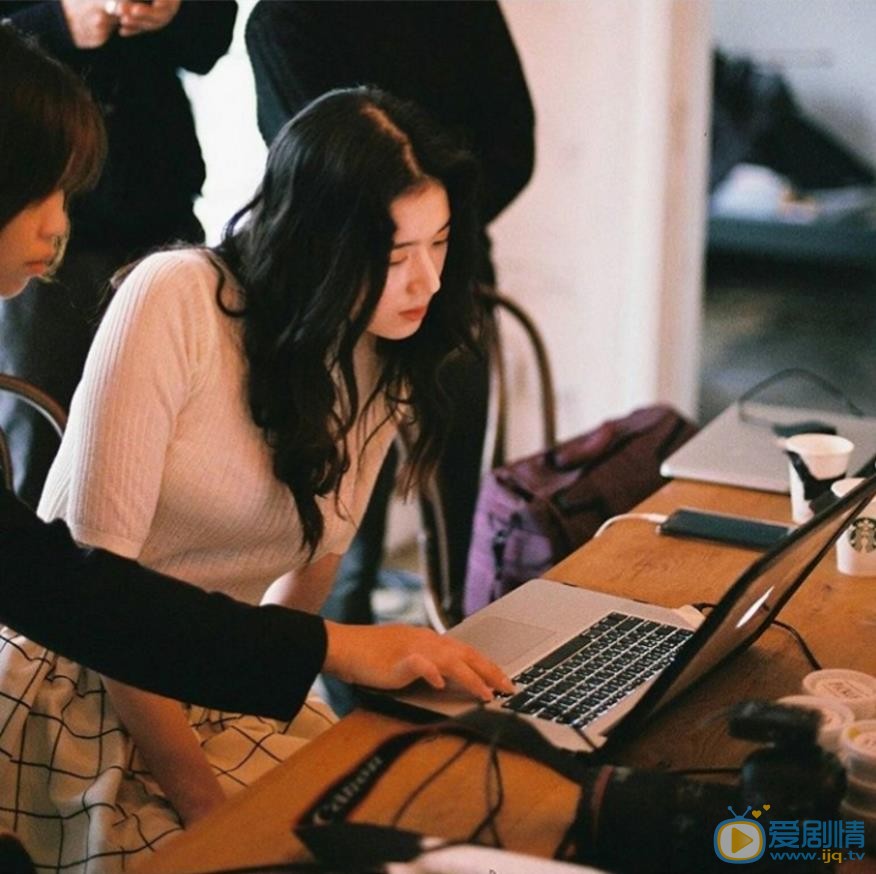 郑恩彩生活照 郑恩彩高清写真_郑恩彩高清剧照
