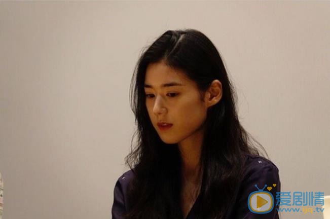 郑恩彩生活照 郑恩彩高清写真_郑恩彩高清剧照