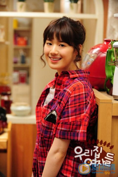 郑恩彩我们家的女人们剧照 我们家的女人们剧照