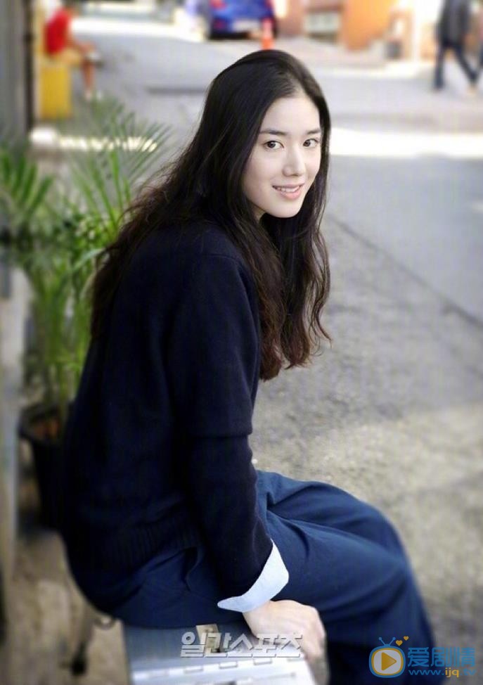 郑恩彩杂志画报合集 郑恩彩高清写真_郑恩彩高清剧照