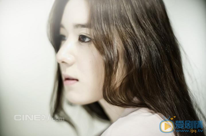 郑恩彩CINE2合集 郑恩彩高清写真_郑恩彩高清剧照