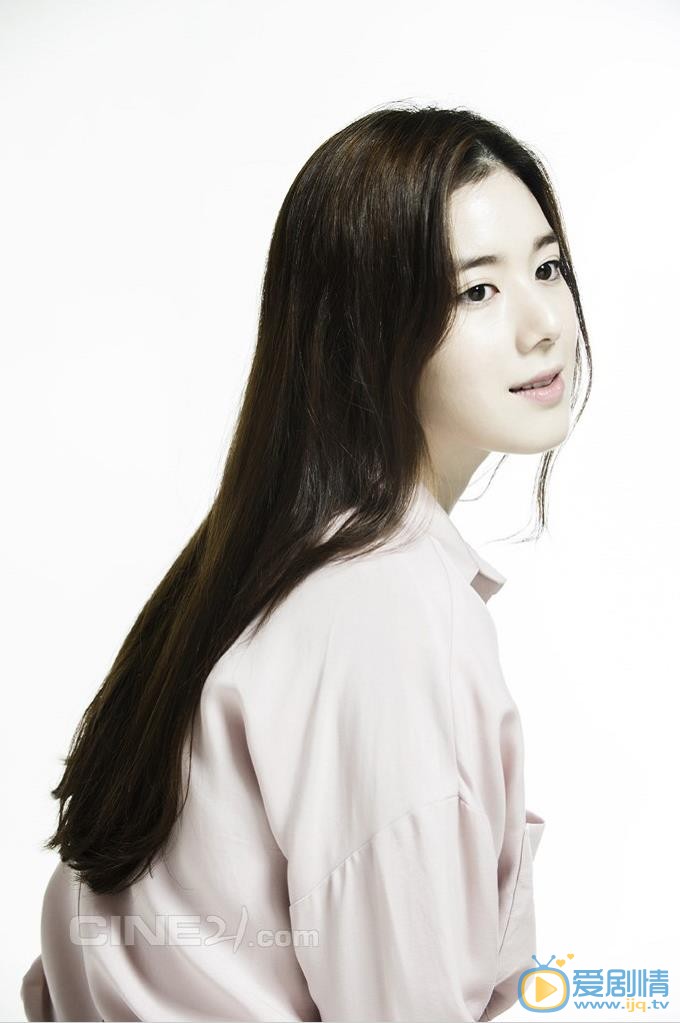 郑恩彩CINE2合集 郑恩彩高清写真_郑恩彩高清剧照