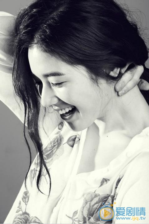 郑恩彩GQ KOREA杂志 郑恩彩高清写真_郑恩彩高清剧照