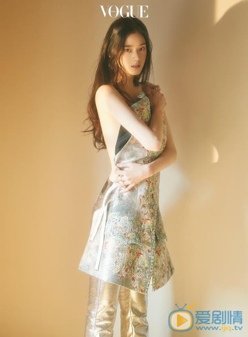 郑恩彩Vogue Koera合集 郑恩彩高清写真_郑恩彩高清剧照