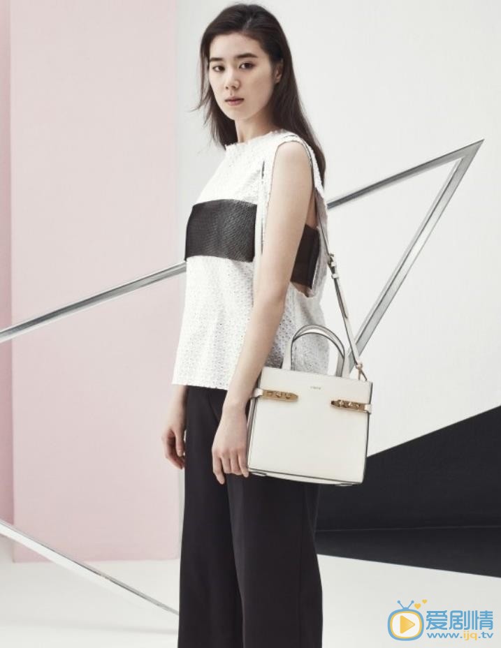 郑恩彩W KOREA & VINCIS合集 郑恩彩高清写真_郑恩彩高清剧照