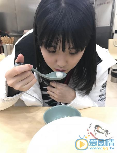 林昕宜与人合照 林昕宜高清写真_林昕宜高清剧照
