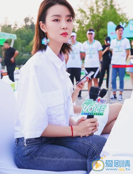 张婉清现场照 张婉清高清写真_张婉清高清剧照