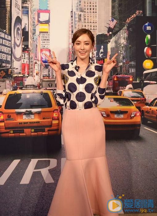 李多喜活动照 李多喜高清写真_李多喜高清剧照