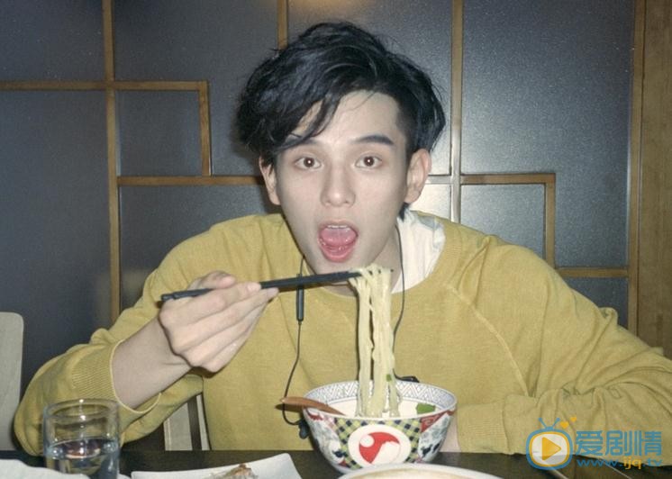 姚弛生活照 姚弛高清写真_姚弛高清剧照