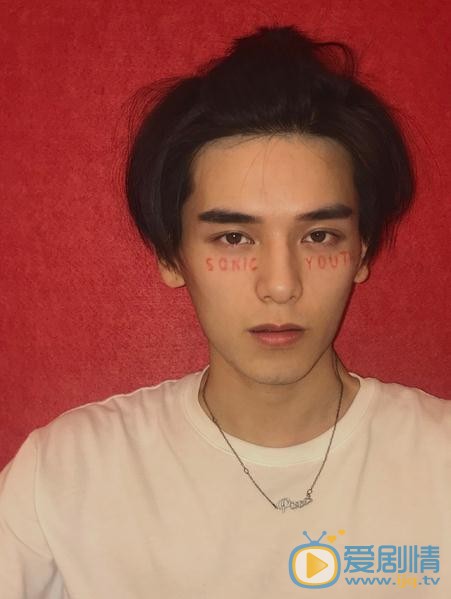 姚弛生活照 姚弛高清写真_姚弛高清剧照