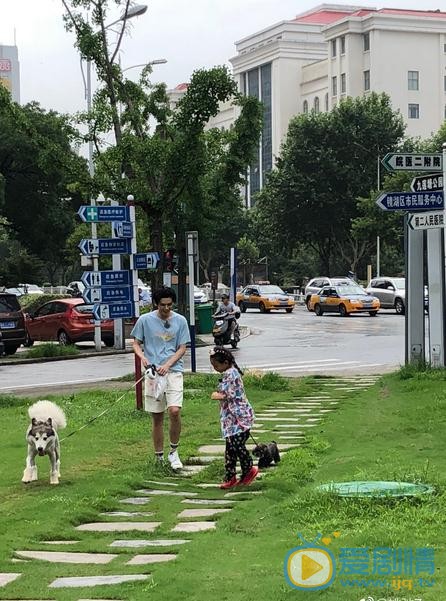 姚弛《不可思议的妈妈》节目照 姚弛高清写真_姚弛高清剧照