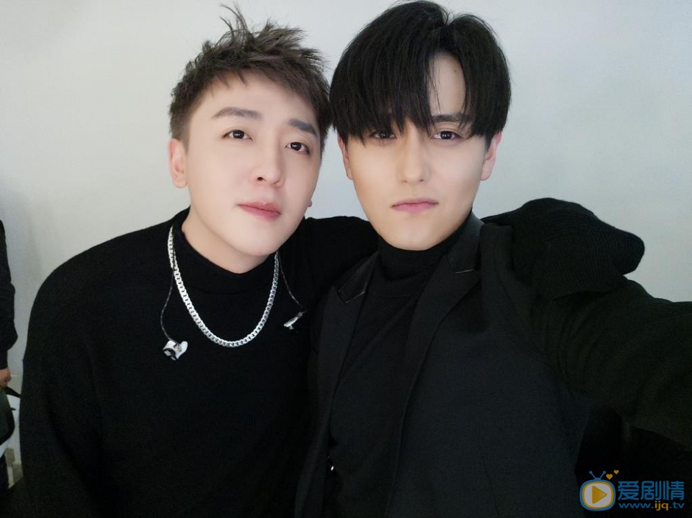 赵泳鑫MIC男团合照写真照 赵泳鑫高清写真_赵泳鑫高清剧照
