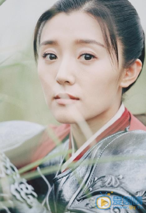 房程程《艳骨》剧照 房程程高清写真_房程程高清剧照