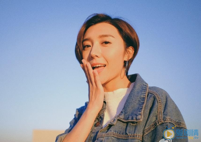 房程程牛仔范儿写真 房程程高清写真_房程程高清剧照