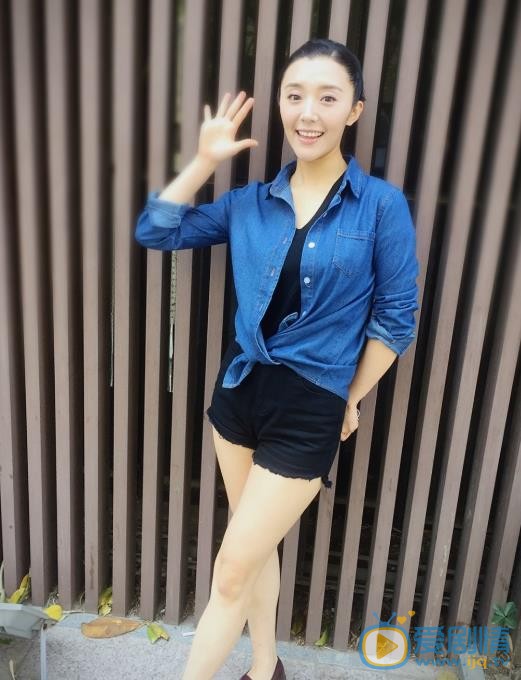 房程程生活照 房程程高清写真_房程程高清剧照
