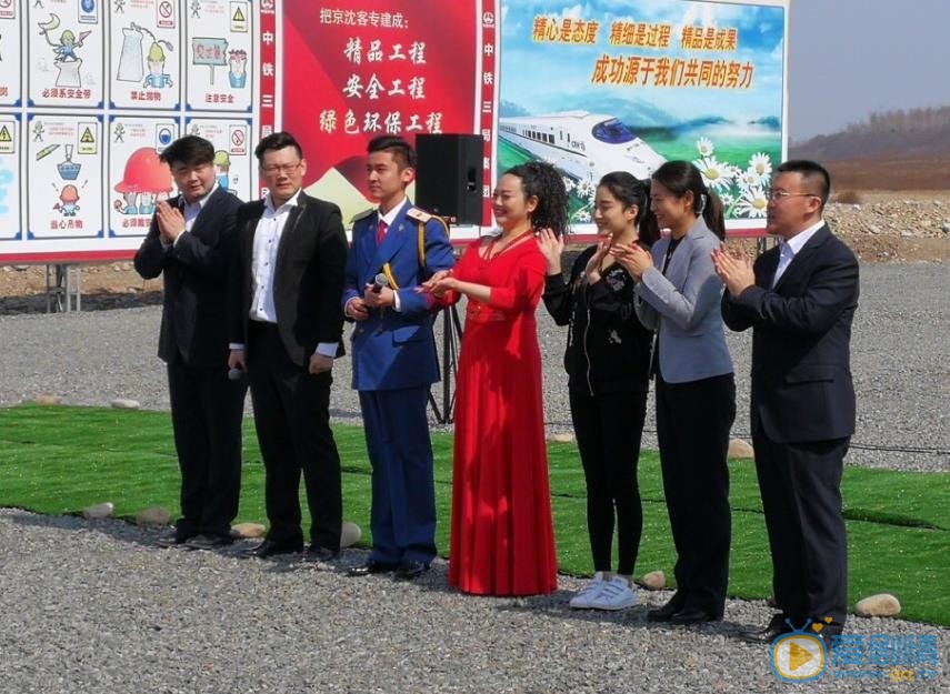 高文峰活动照 高文峰高清写真_高文峰高清剧照