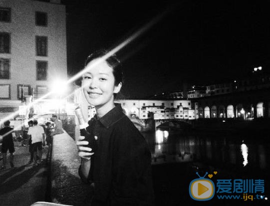 郑幼珍街拍照 郑幼珍高清写真_郑幼珍高清剧照