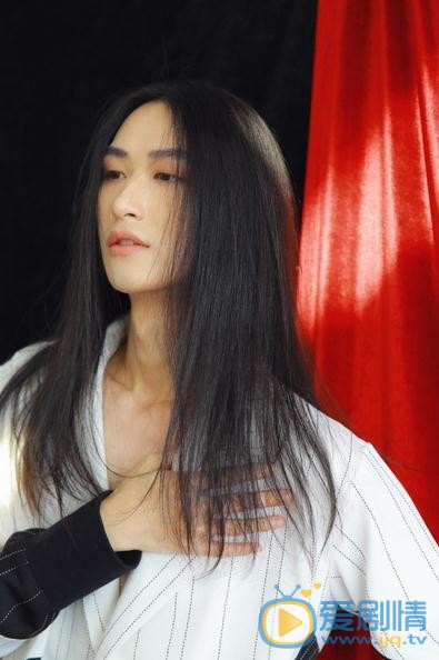 胡潇灵长发写真 胡潇灵高清写真_胡潇灵高清剧照